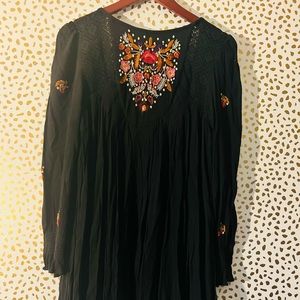 FREE PEOPLE embroidery babydoll dress size M